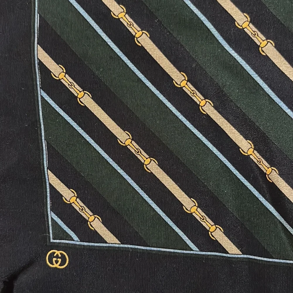 GUCCI Silk Neck Scarf | Double G logo, Double Snaffle Bit, RARE - Picture 6 of 10